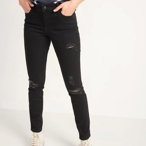 Old Navy Pop Icon mid rise distressed black jeans